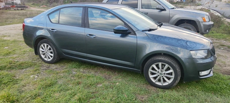 Skoda Octavia, снимка 5 - Автомобили и джипове - 52966048