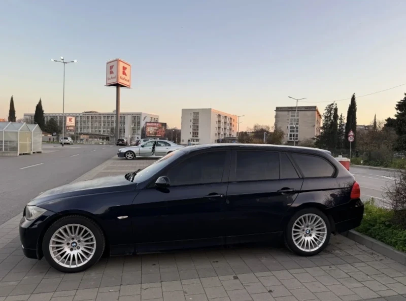 BMW 320, снимка 4 - Автомобили и джипове - 53142791