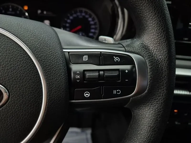 Kia K5 2.0 TRENDY, снимка 7 - Автомобили и джипове - 55088961