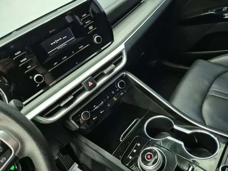 Kia K5 2.0 TRENDY, снимка 9 - Автомобили и джипове - 55088961