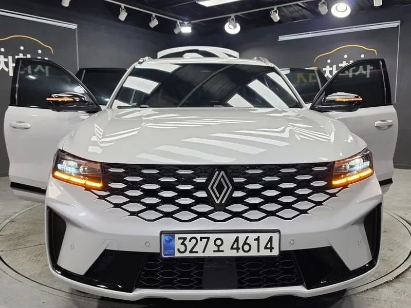 Renault Samsung Grand Koleos 1.5 E-Tech Iconic 2Wd, снимка 17 - Автомобили и джипове - 55886221