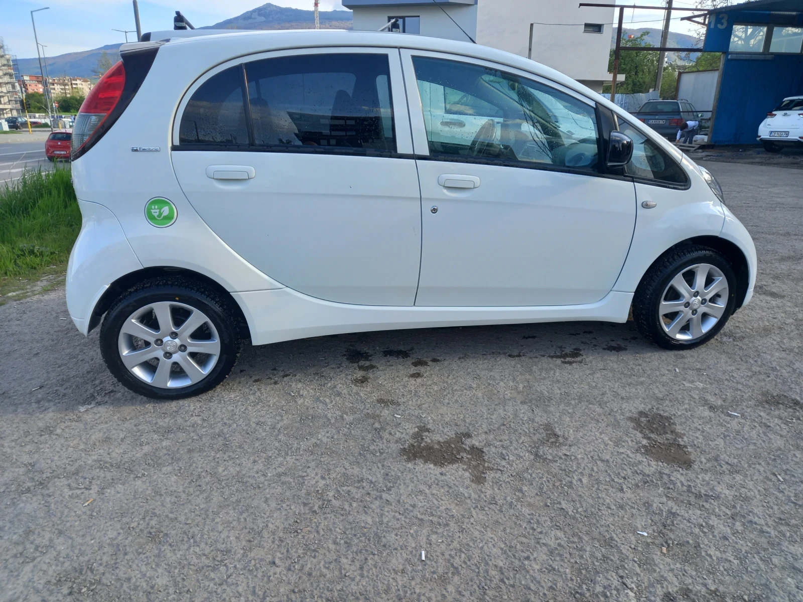 Peugeot iOn 16kw - изображение 4