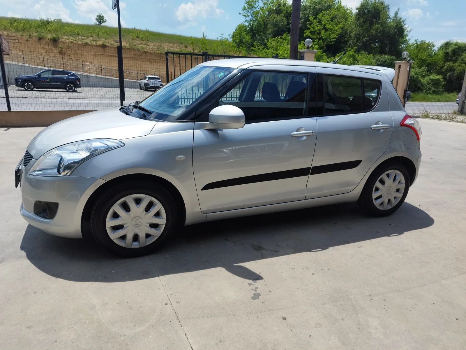 Suzuki Swift 1.25i - изображение 2