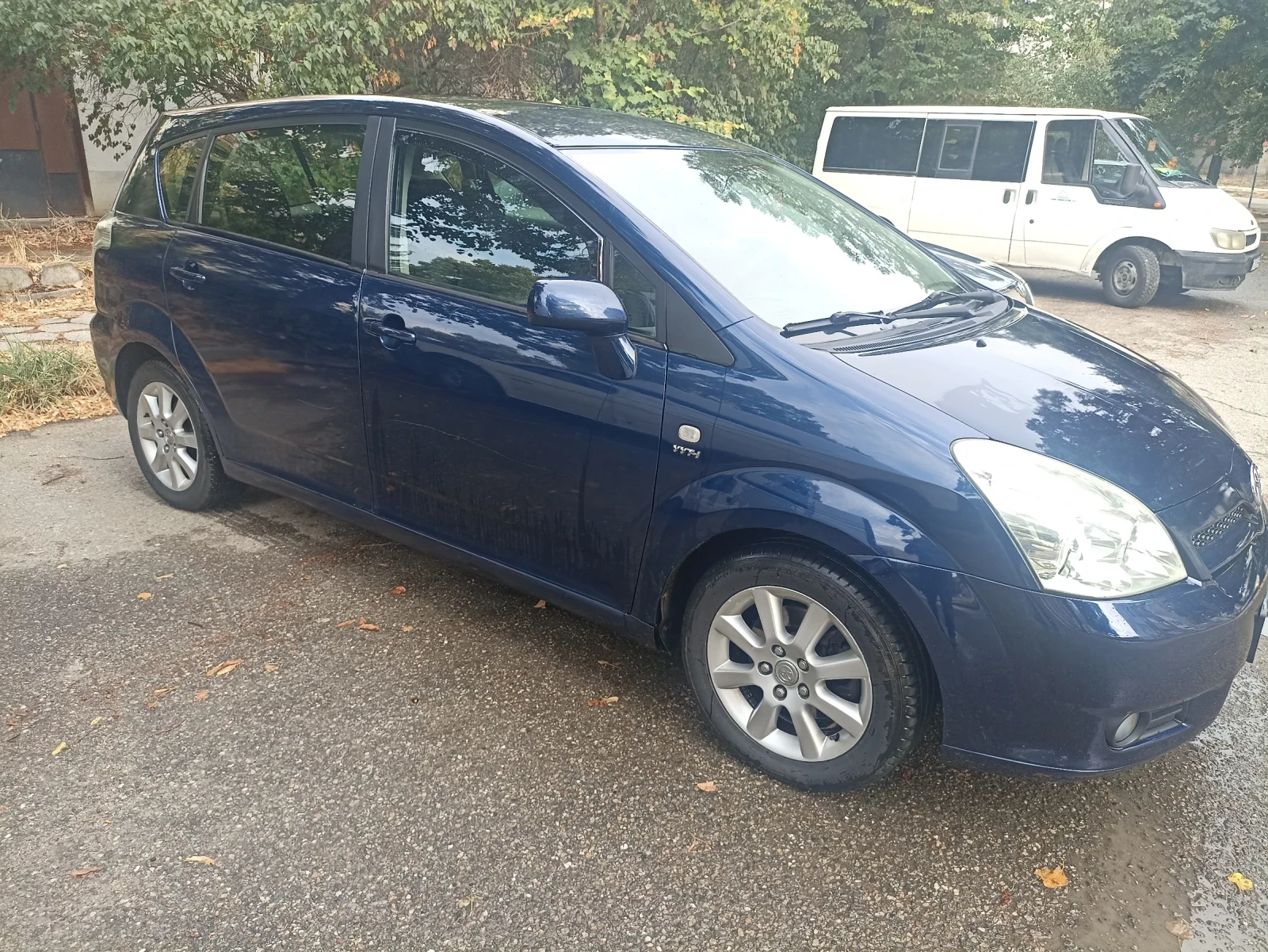 Toyota Corolla verso  - изображение 2