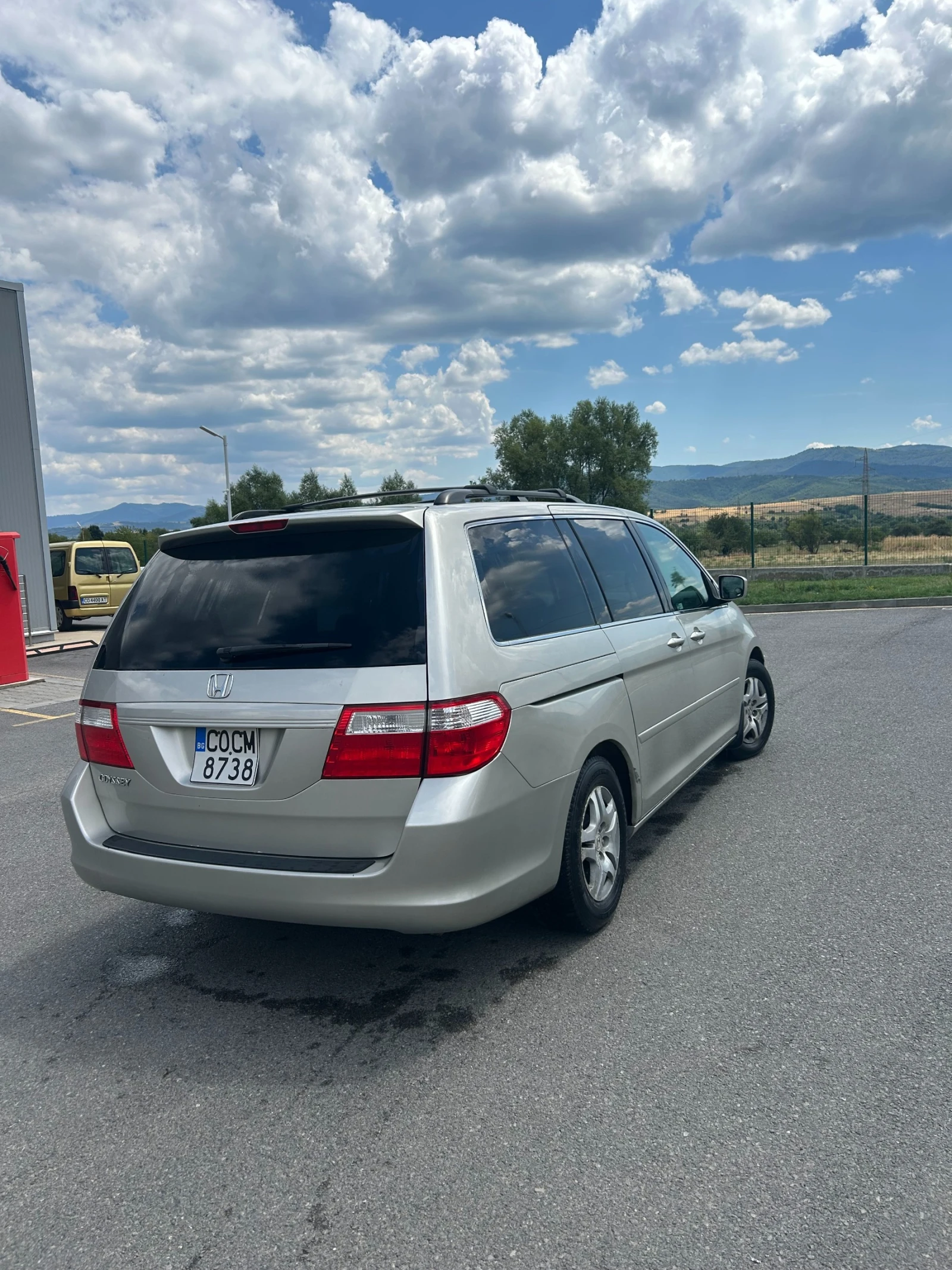 Honda Stream  - изображение 3