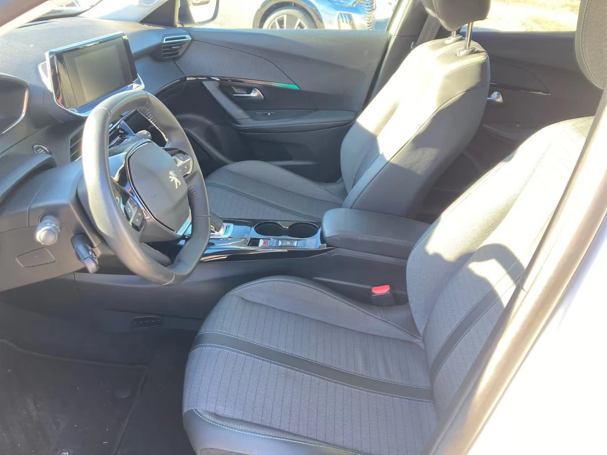 Peugeot 2008 ELEKTRO/ALLURE/136HP/FWD/NAVI/CAM/L.ASS/HPUMP/685f - изображение 5