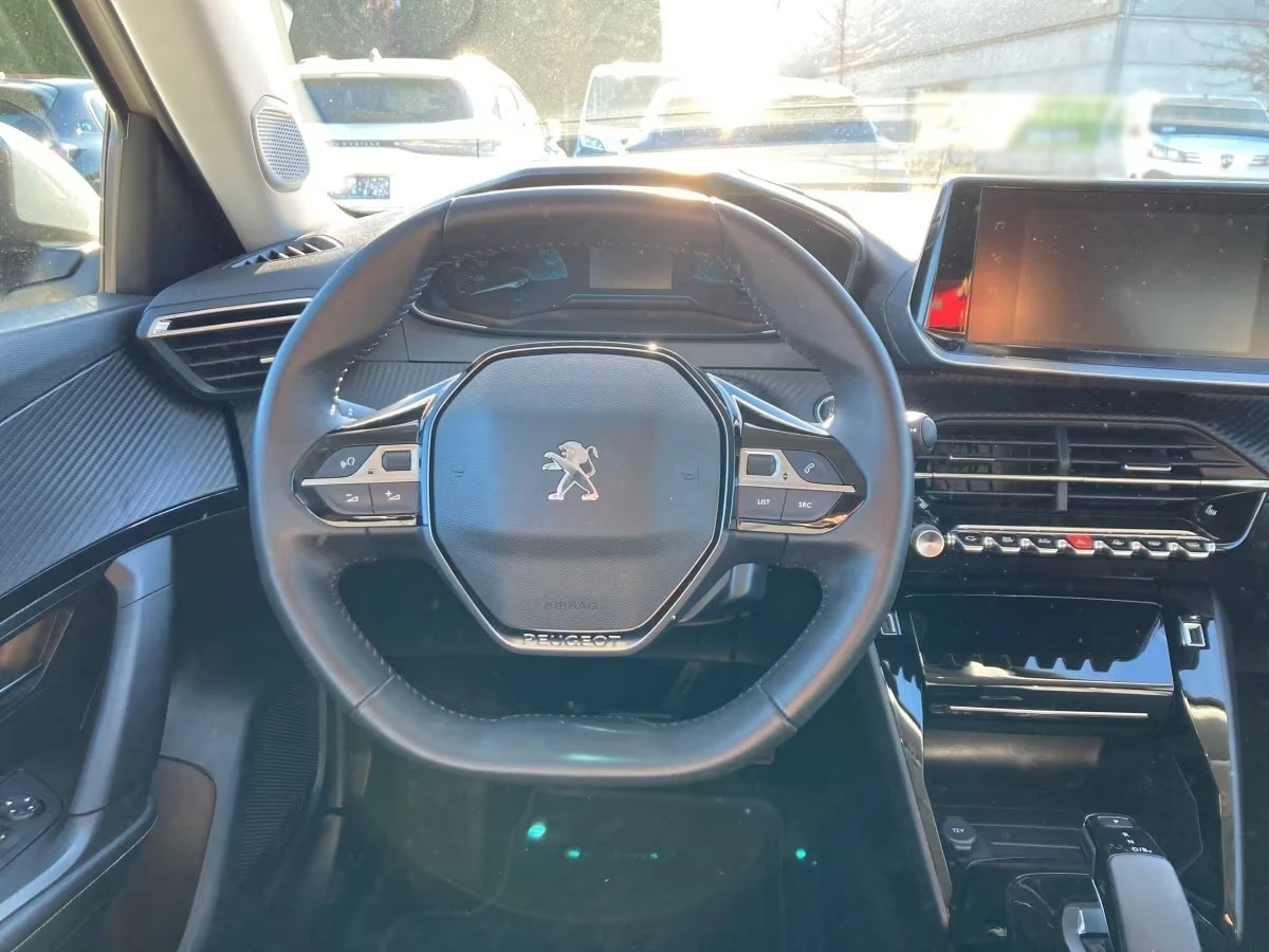 Peugeot 2008 ELEKTRO/ALLURE/136HP/FWD/NAVI/CAM/L.ASS/HPUMP/685f - изображение 6