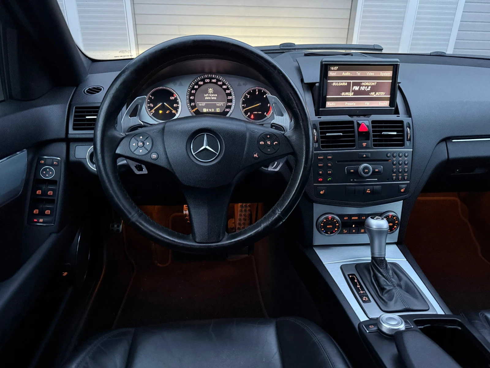 Mercedes-Benz C 320 D* 6.3AMG SEATS* PANO* ЛИЗИНГ - изображение 8