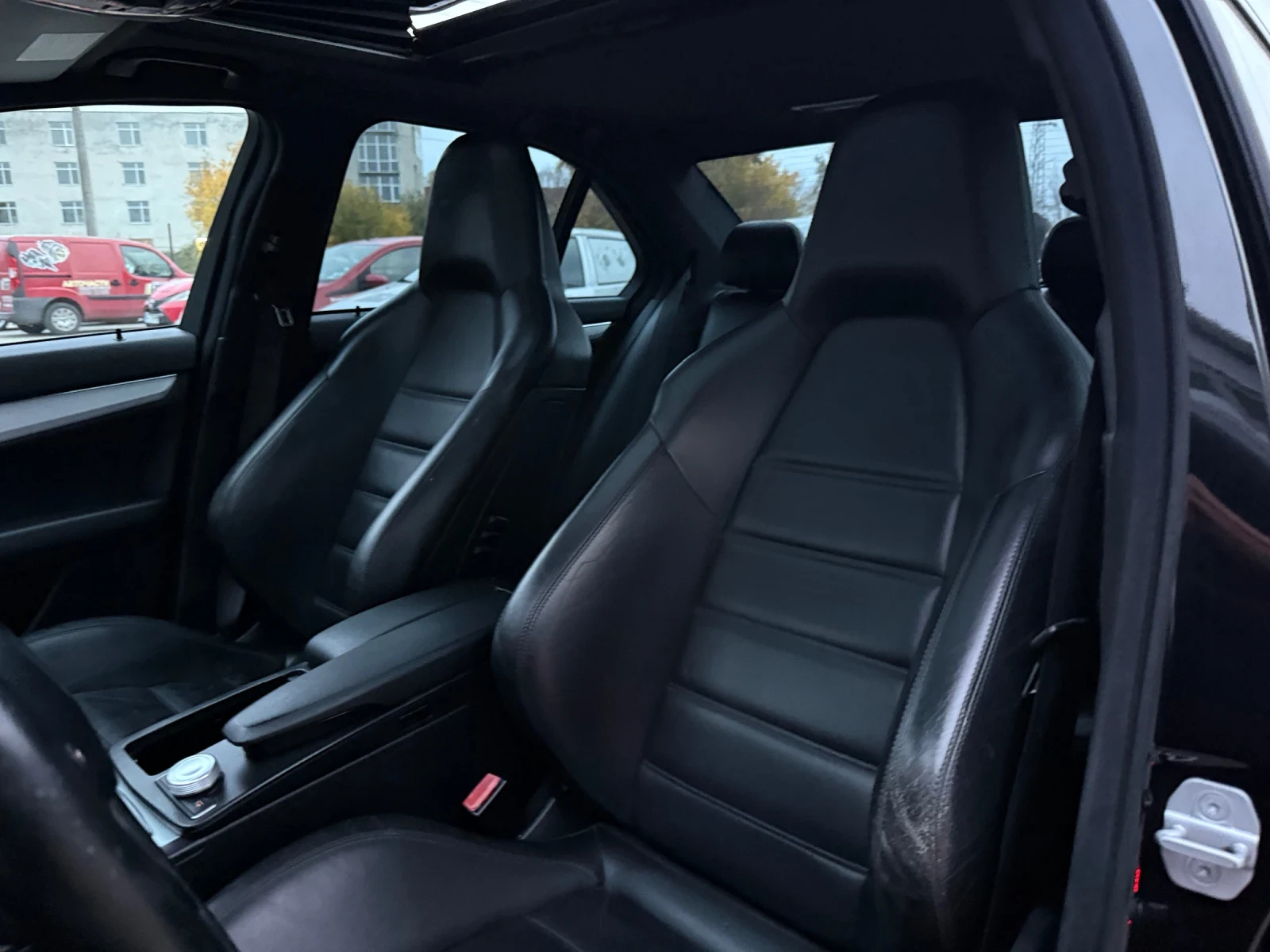 Mercedes-Benz C 320 D* 6.3AMG SEATS* PANO* ЛИЗИНГ - изображение 10