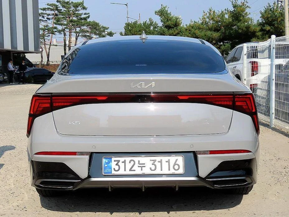 Kia K5 2.0 LPi Prestige * НАЙ-ДОБРА ЦЕНА В БЪЛГАРИЯ*  - изображение 4