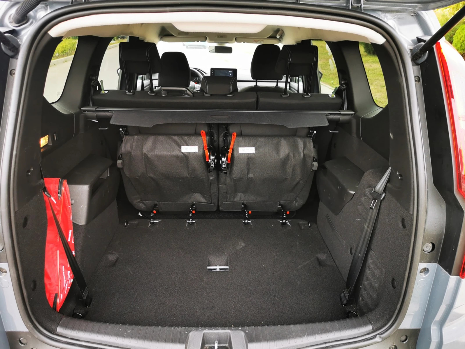 Dacia Jogger 1290Евро за получаване, 1.0ТCe EcoG ГАЗ 6+ 1м, снимка 7 - Автомобили и джипове - 53769691