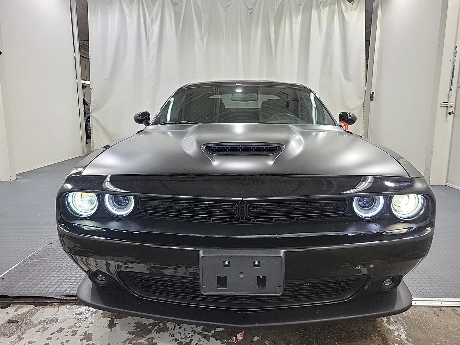 Dodge Challenger R/T RWD, снимка 3 - Автомобили и джипове - 54577241