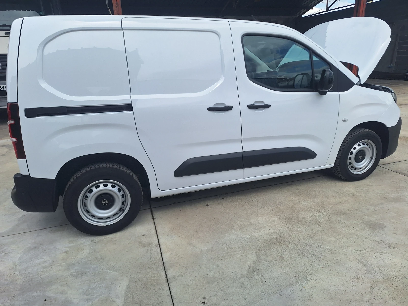Citroen Berlingo, снимка 5 - Автомобили и джипове - 56378664