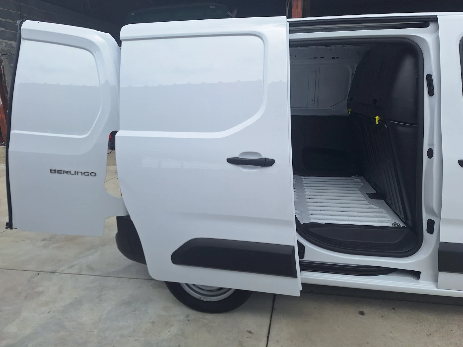 Citroen Berlingo, снимка 8 - Автомобили и джипове - 56378664