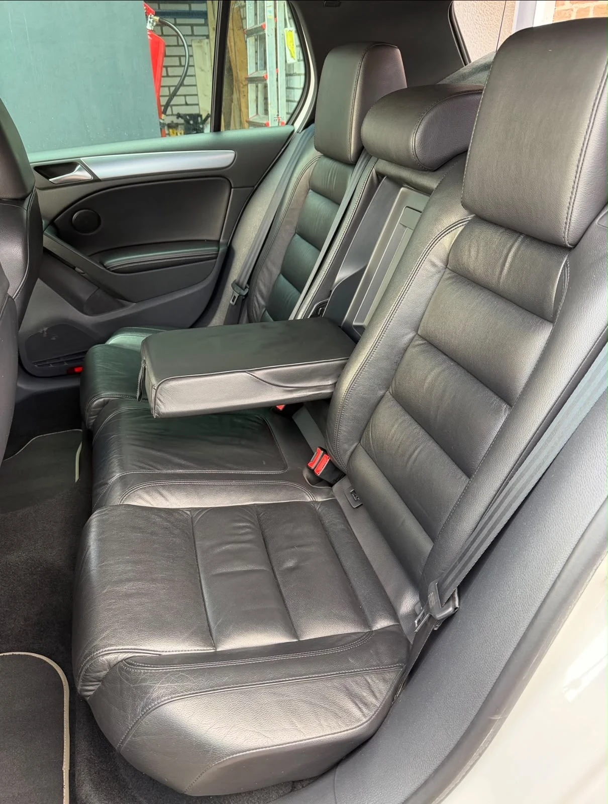 VW Golf 6 R, снимка 13 - Автомобили и джипове - 55731423