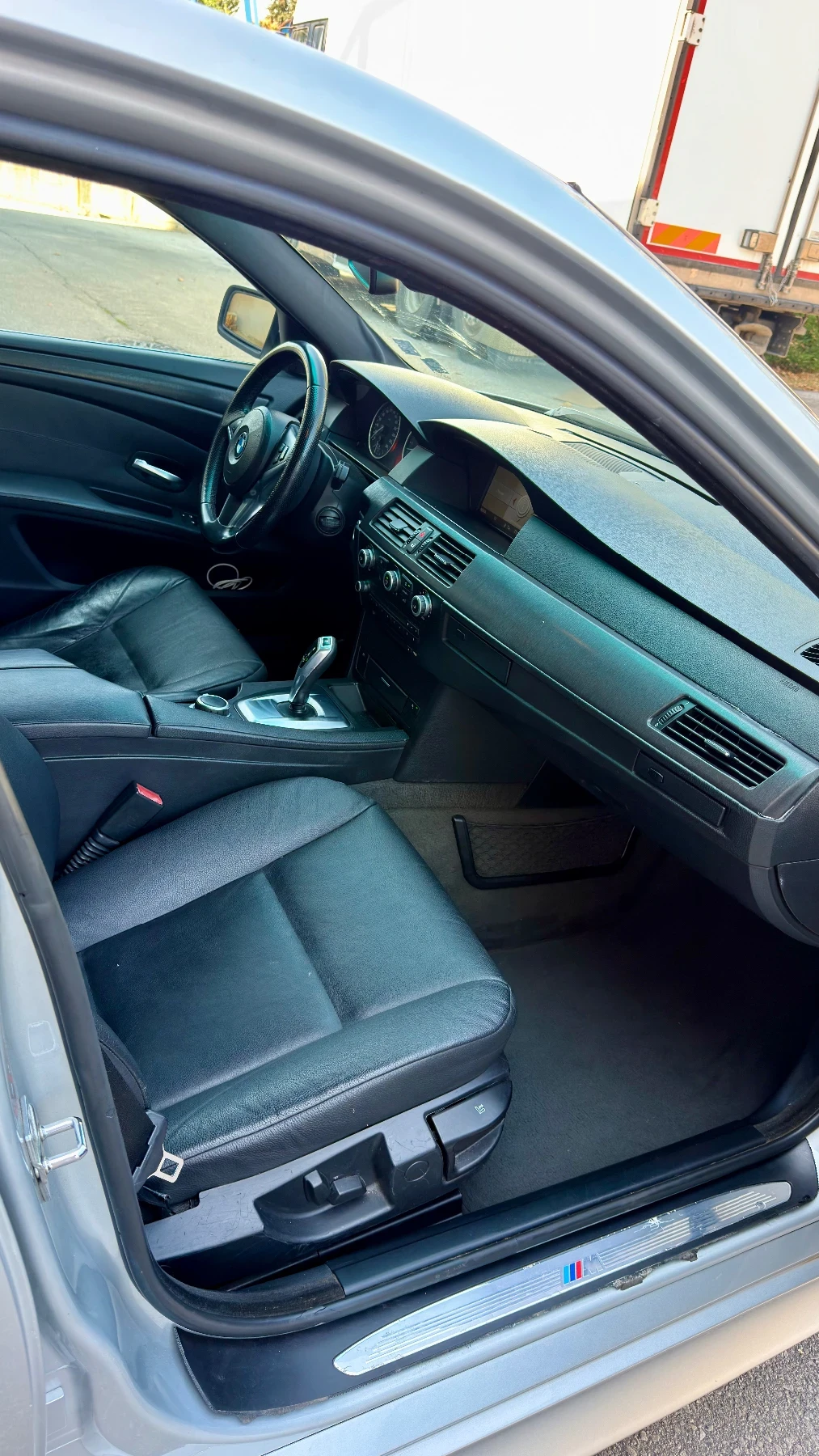 BMW 530 M57T2 235 к.с.  M пакет, снимка 11 - Автомобили и джипове - 55776839