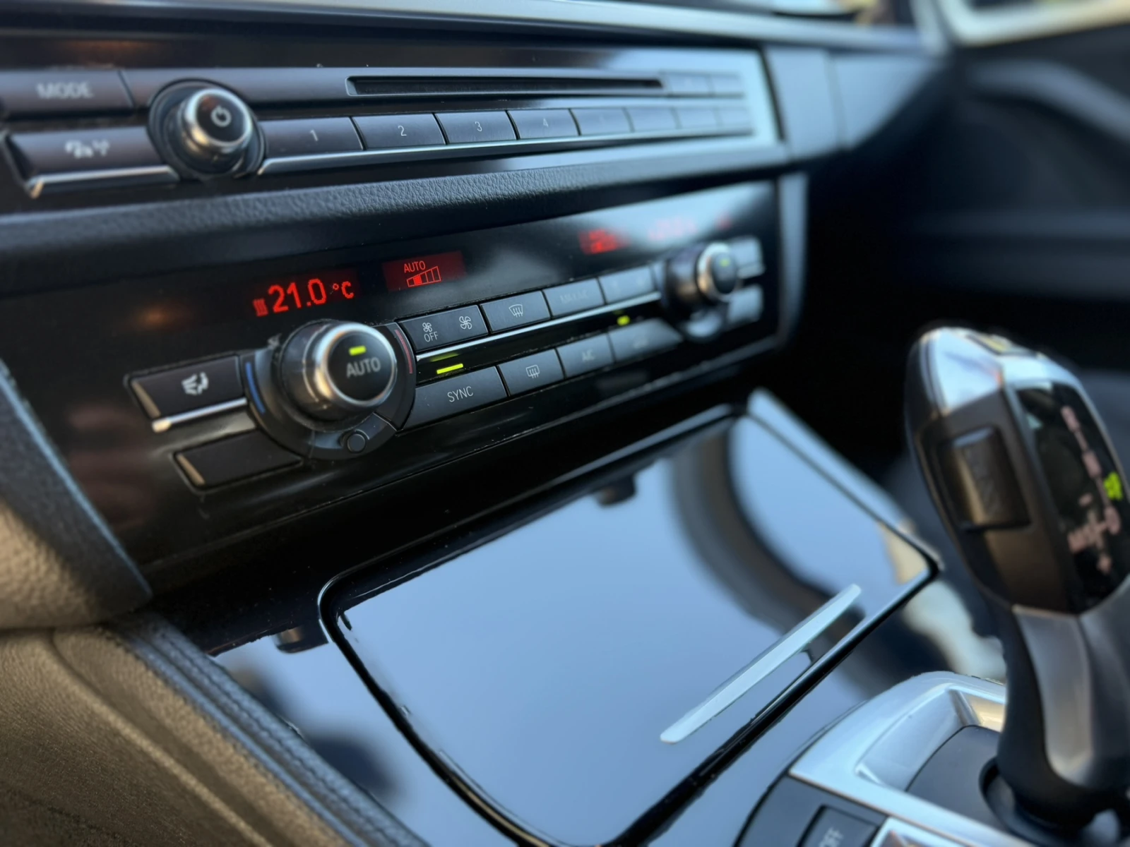 BMW 520, снимка 11 - Автомобили и джипове - 55905521