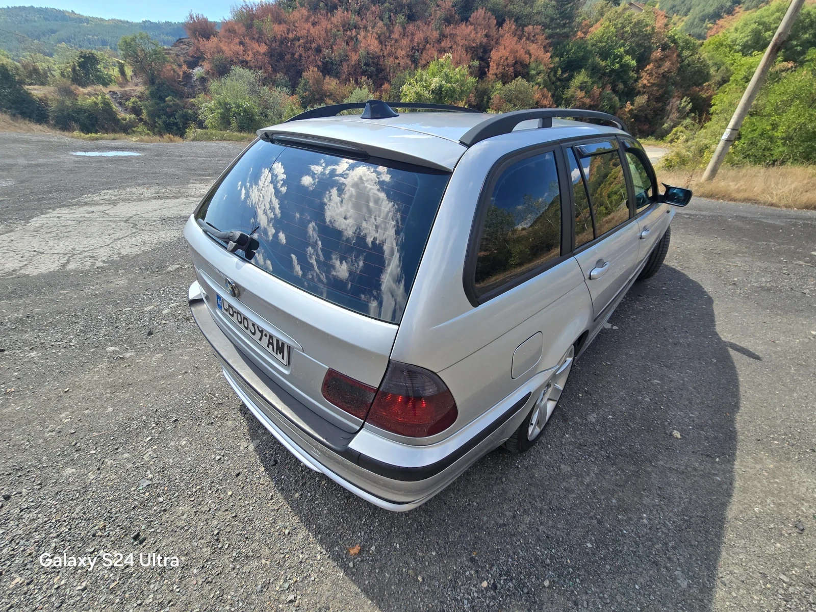 BMW 320, снимка 14 - Автомобили и джипове - 56056461