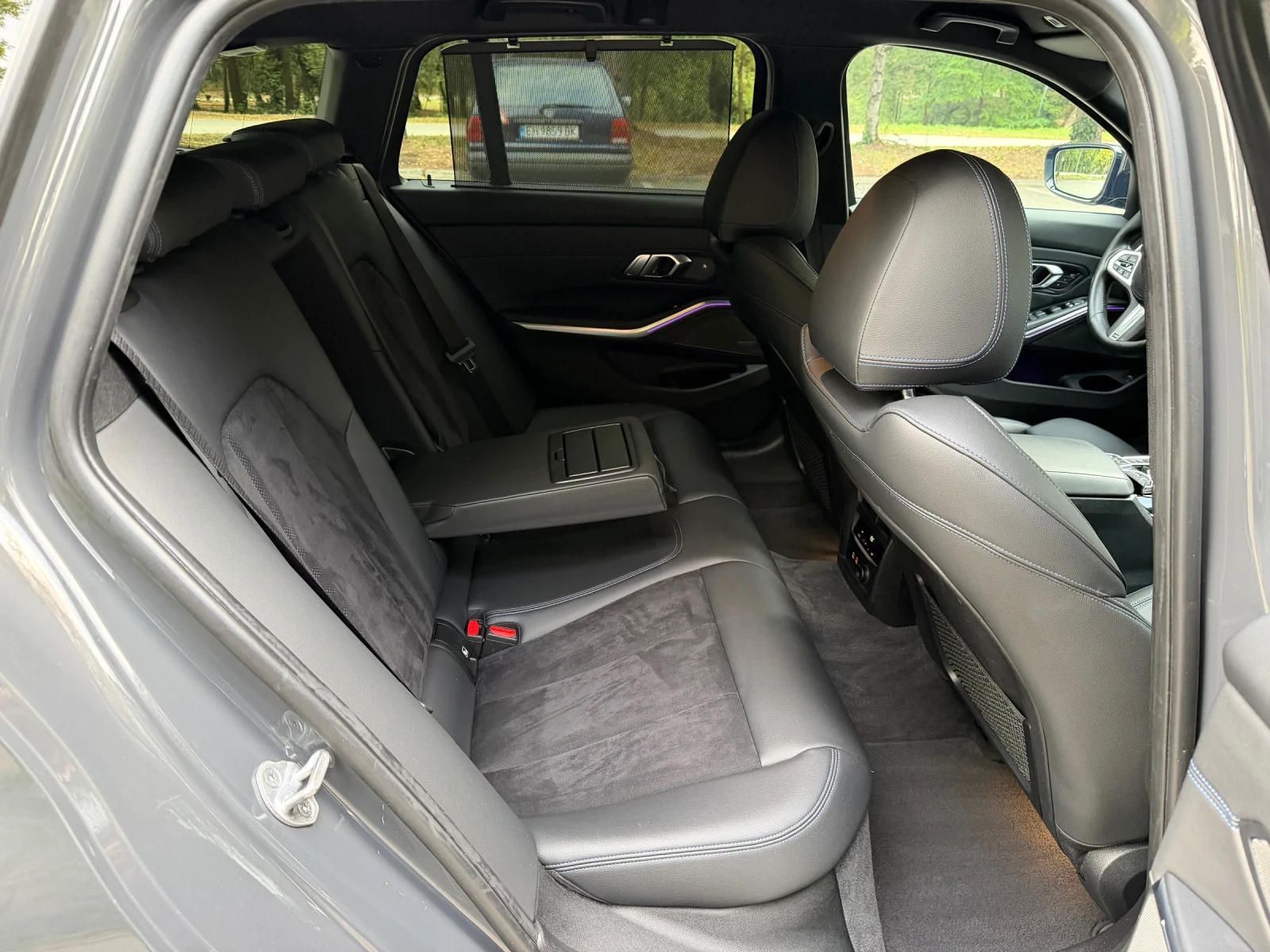 BMW 330 X-drive М-пакет, снимка 11 - Автомобили и джипове - 56273713