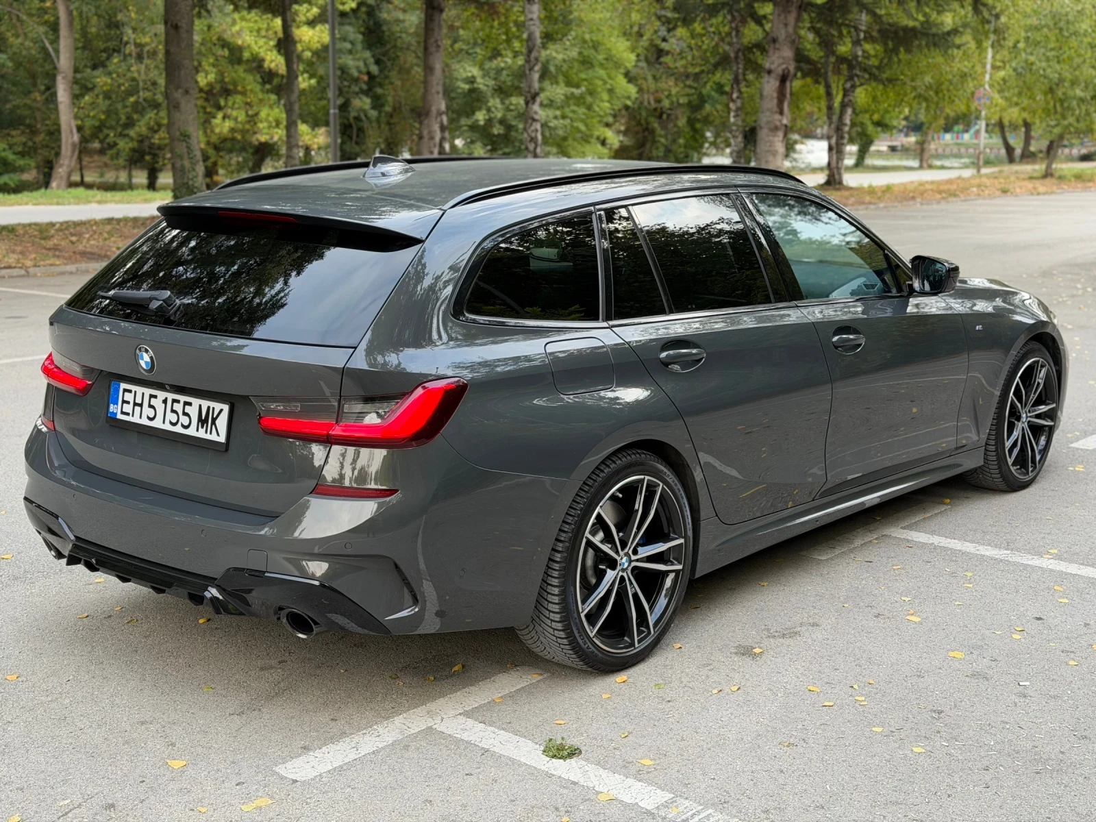 BMW 330 X-drive М-пакет, снимка 5 - Автомобили и джипове - 56273713