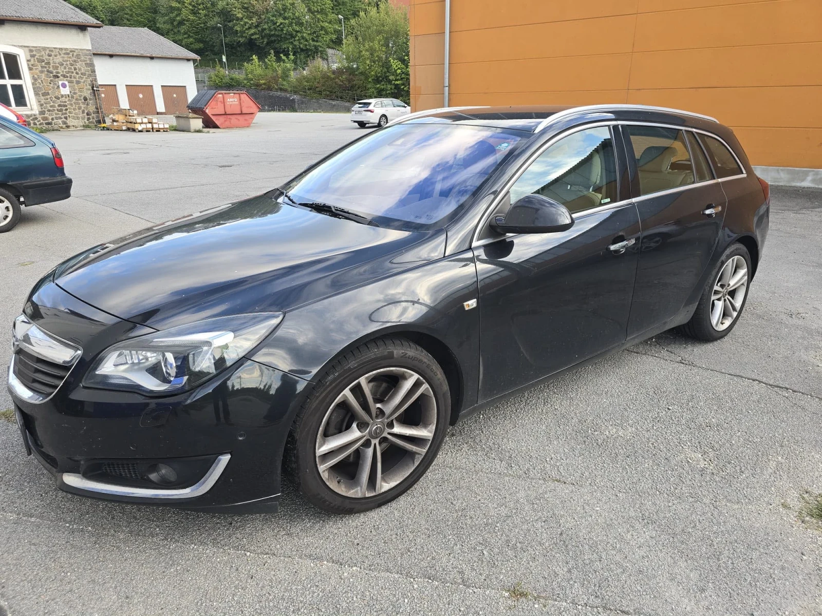 Opel Insignia, снимка 2 - Автомобили и джипове - 56466669