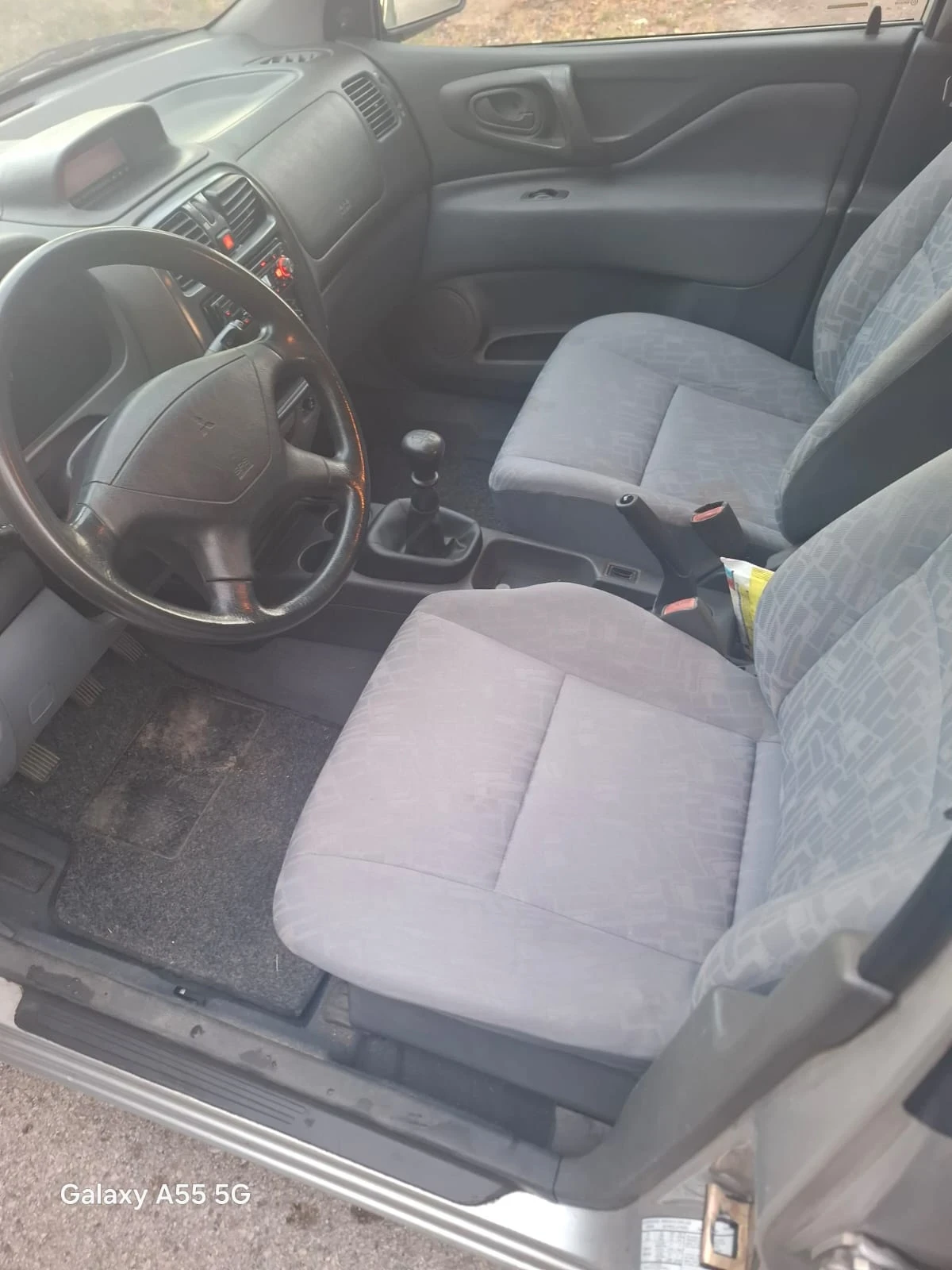Mitsubishi Space star, снимка 5 - Автомобили и джипове - 56555914