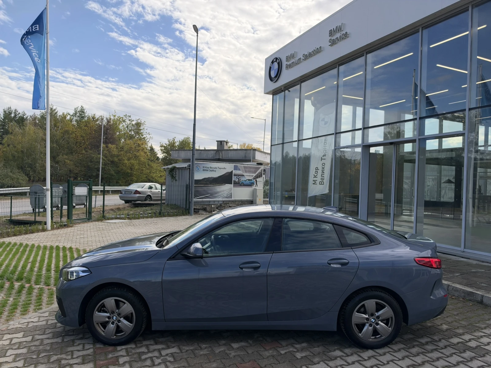 BMW 218 i, снимка 3 - Автомобили и джипове - 56582207