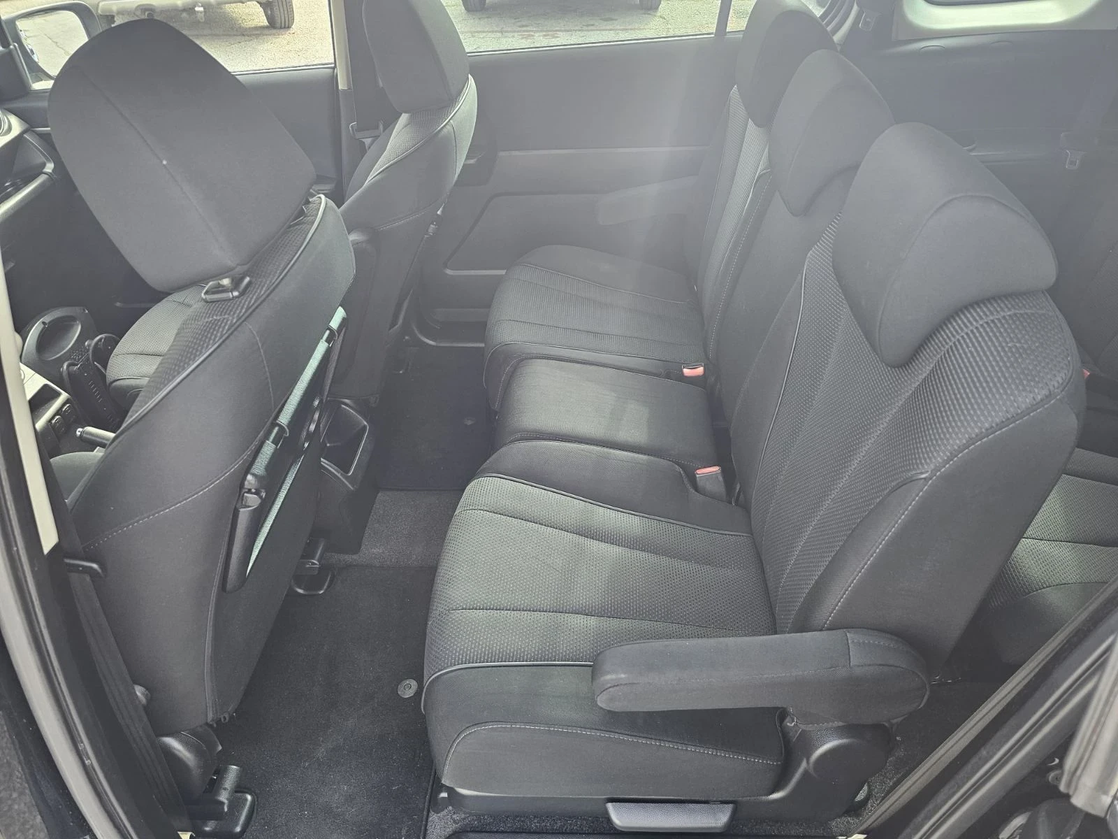 Mazda 5 1.6D* 7 ����� | Mobile.bg � ����������� 8