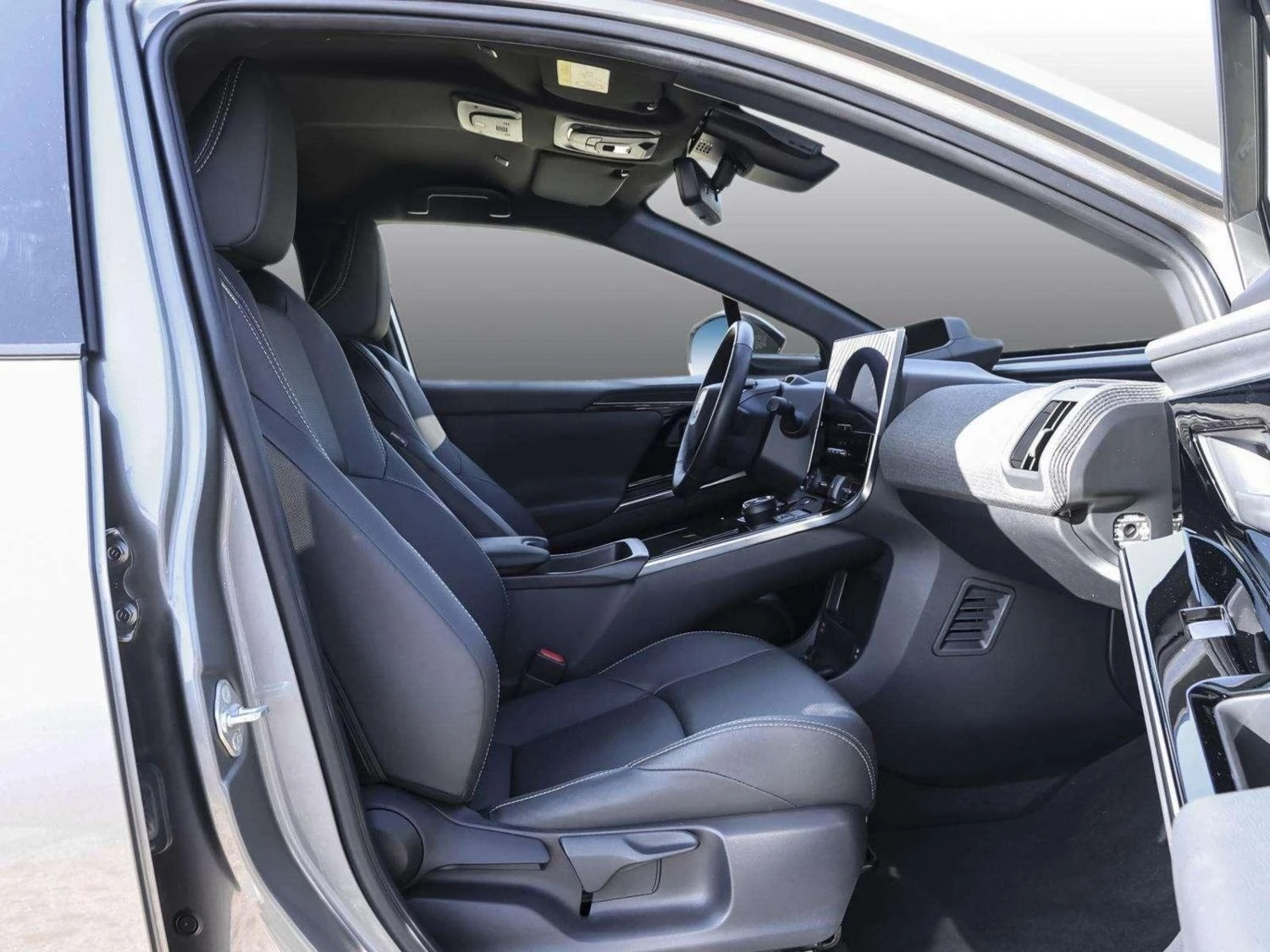 Toyota bZ4X AWD - 71.4 kWh - 218 �� - ����������� | Mobile.bg � ����������� 5