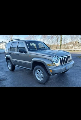 Jeep Cherokee 3.7 v6 газ, снимка 4
