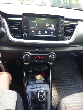 Kia Stonic 1.4/100кс.* * * , снимка 16