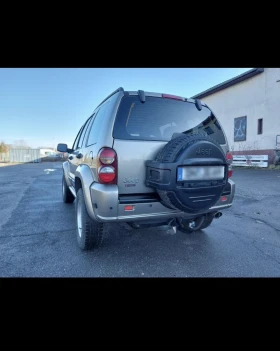 Jeep Cherokee 3.7 v6 газ, снимка 3
