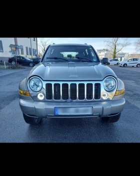 Jeep Cherokee 3.7 v6 газ, снимка 1