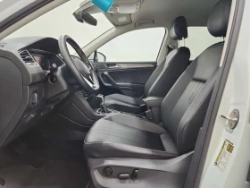 VW Tiguan SE| LANE ASSIST| 2 КЛЮЧА| 2 ЧИФТА ГУМИ  - 22500 € / 44006.17 лв. - 68899480 7