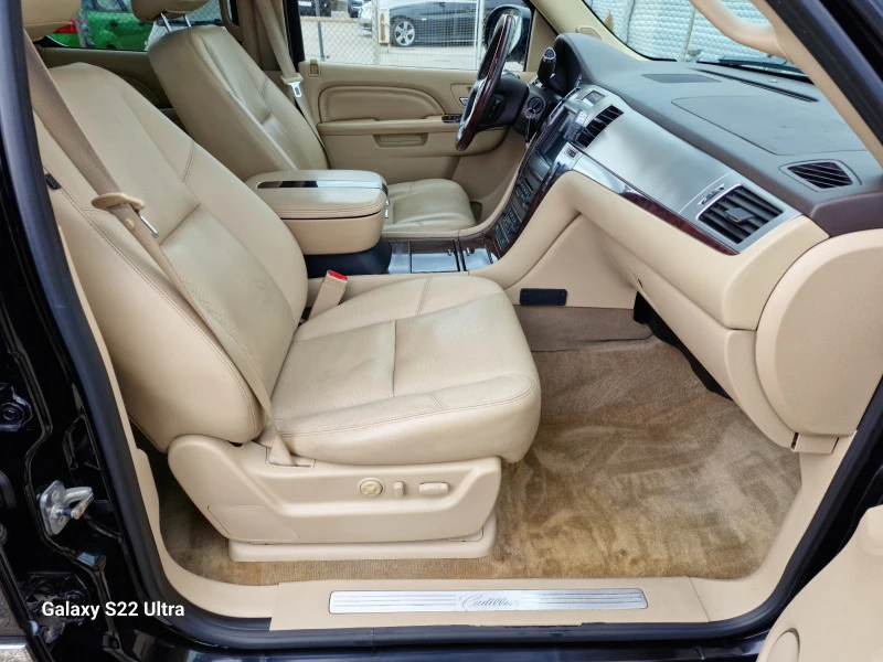 Cadillac Escalade 6.2, снимка 9 - Автомобили и джипове - 44461067