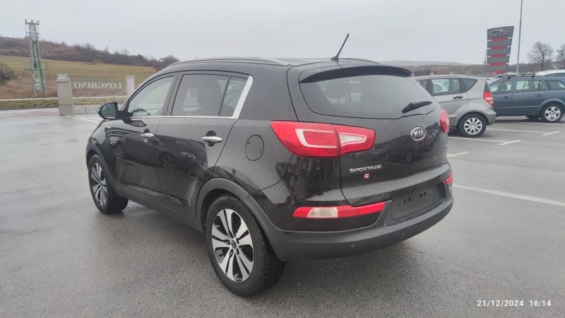 Kia Sportage, снимка 6 - Автомобили и джипове - 48437074