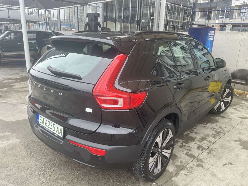 Volvo XC40, снимка 4 - Автомобили и джипове - 48746039