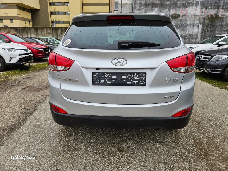 Hyundai IX35 2.0 i, снимка 5 - Автомобили и джипове - 49599007