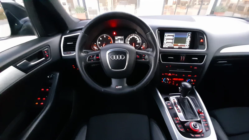 Audi Q5 3.0 TDI  - 3XS-LINE , снимка 14 - Автомобили и джипове - 51772952