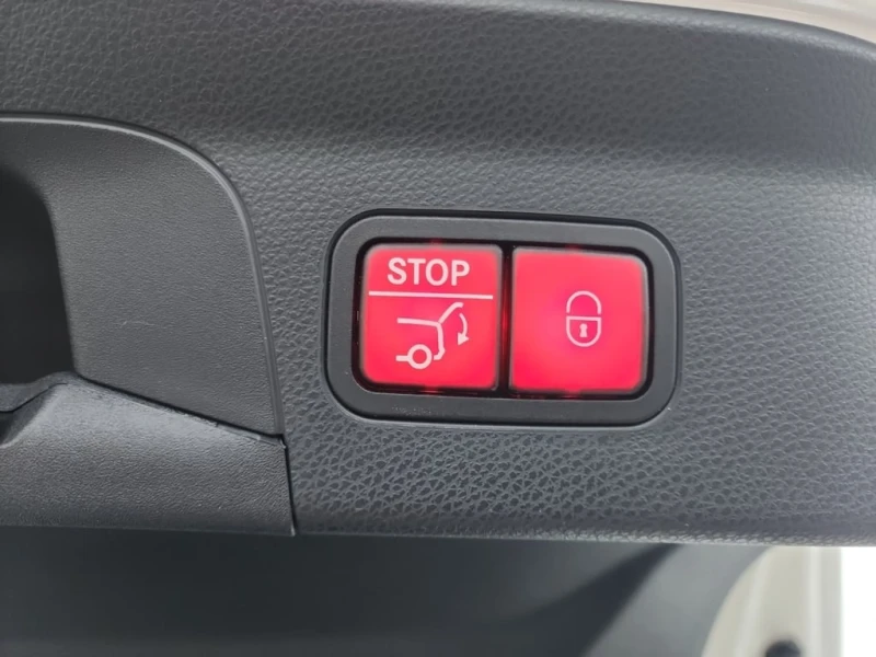 Mercedes-Benz GLC * 300 4MATIC Coupe * CARFAX * ЦЕНА ДО БГ, снимка 13 - Автомобили и джипове - 53024037