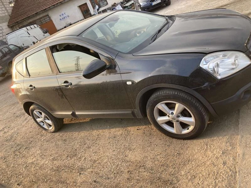 Nissan Qashqai 2.0 16v - изображение 2