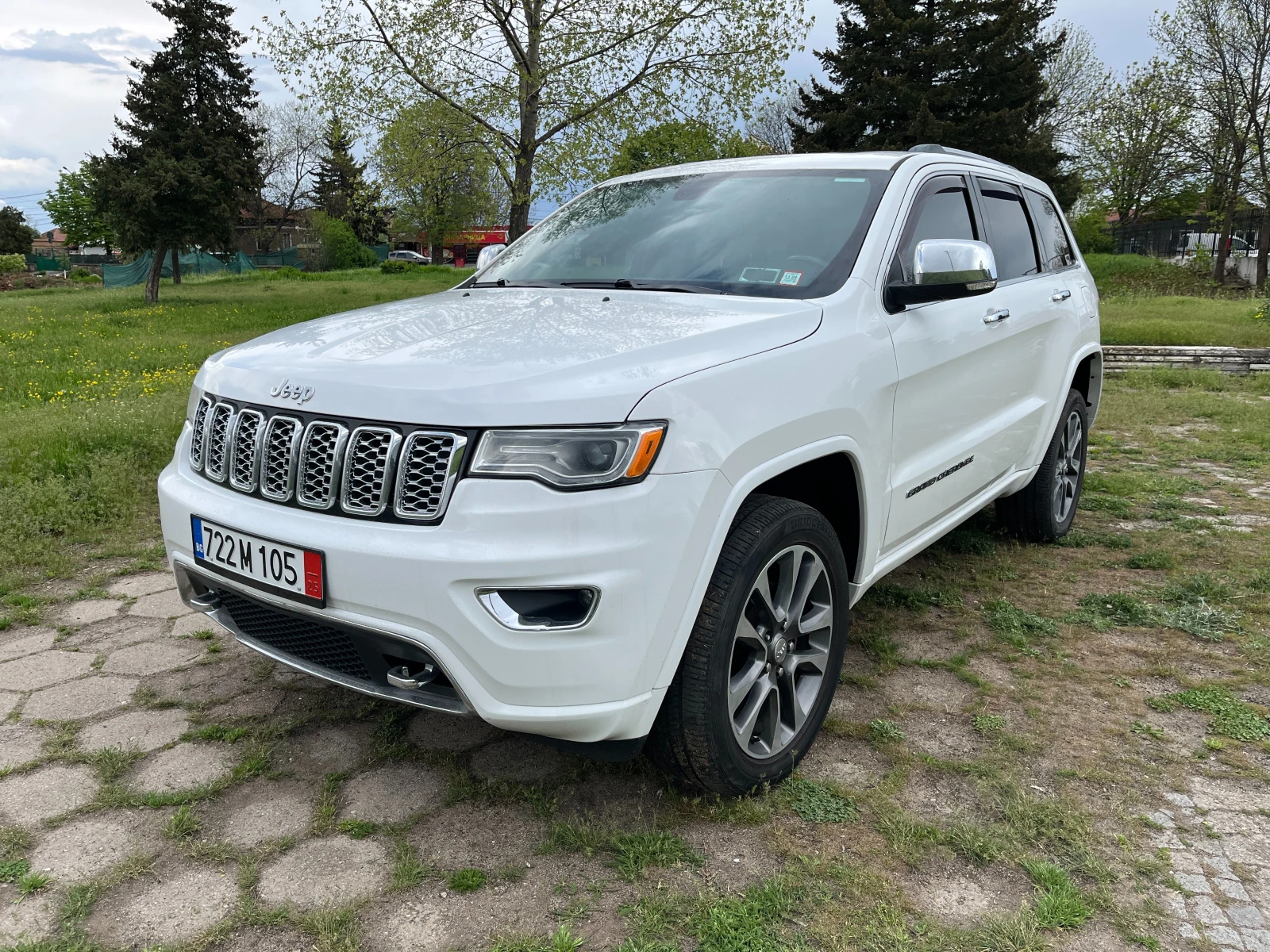 Jeep Grand cherokee Overland - изображение 2