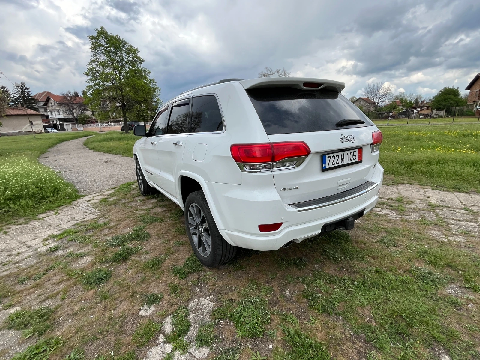 Jeep Grand cherokee Overland - изображение 4