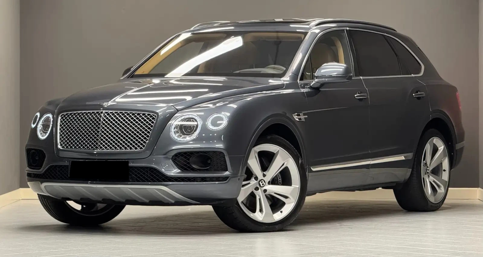 Bentley Bentayga 6.0 W12 Mulliner - изображение 3