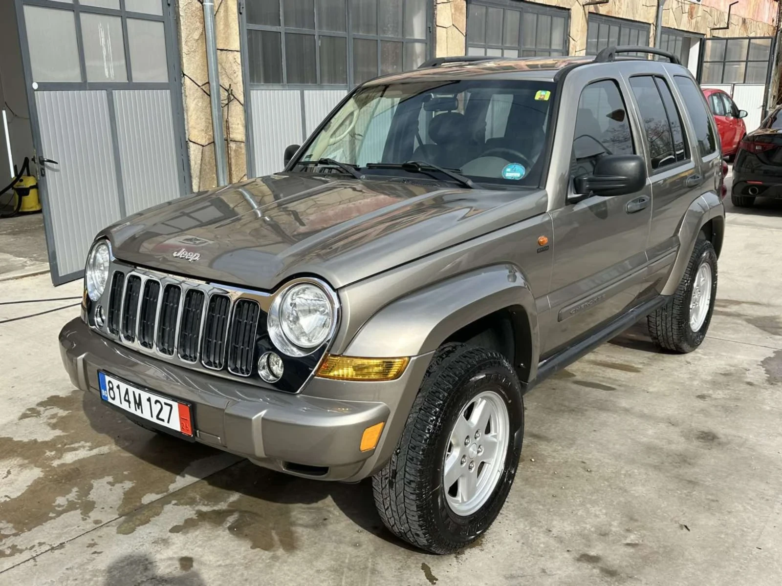 Jeep Cherokee 3.7 v6 газ