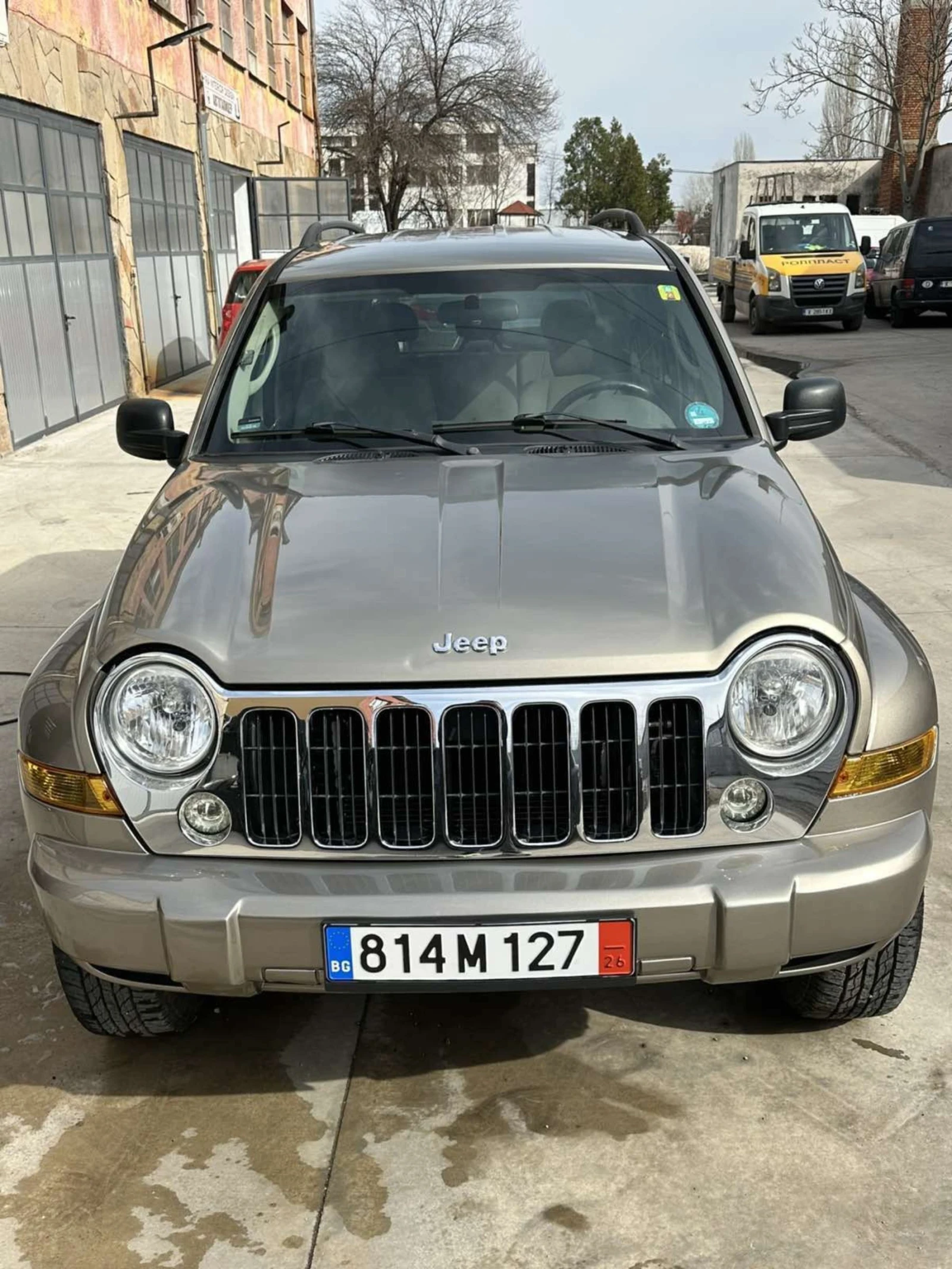 Jeep Cherokee 3.7 v6 газ, снимка 15 - Автомобили и джипове - 53481001