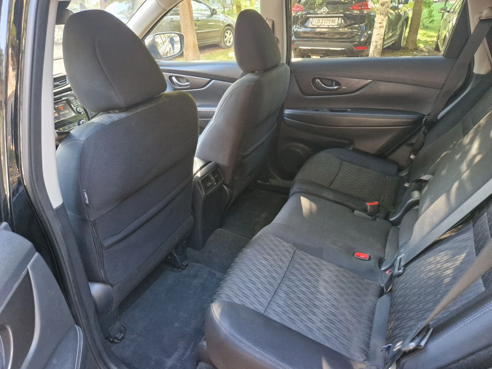 Nissan Rogue SV 4x4 газ, снимка 11 - Автомобили и джипове - 53716224