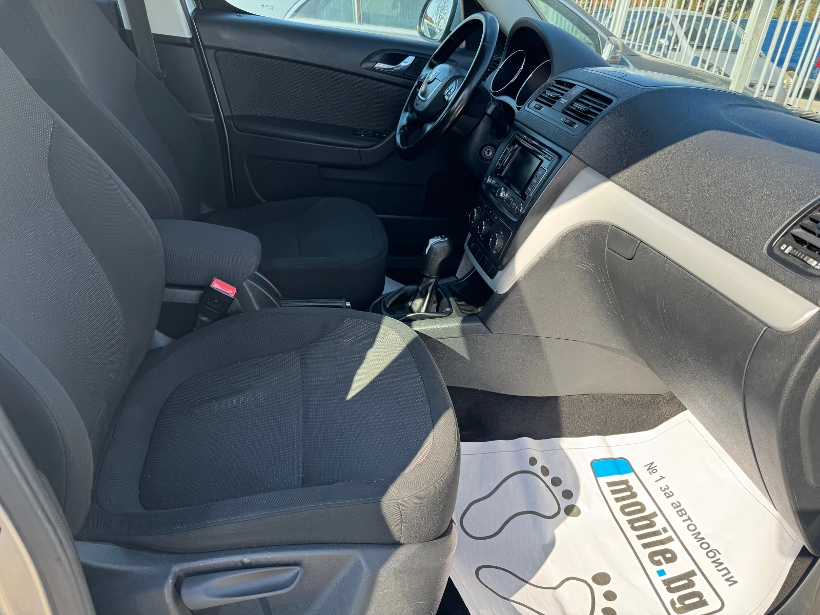 Skoda Yeti 2.0tdi 4x4 140kc., снимка 14 - Автомобили и джипове - 53743908