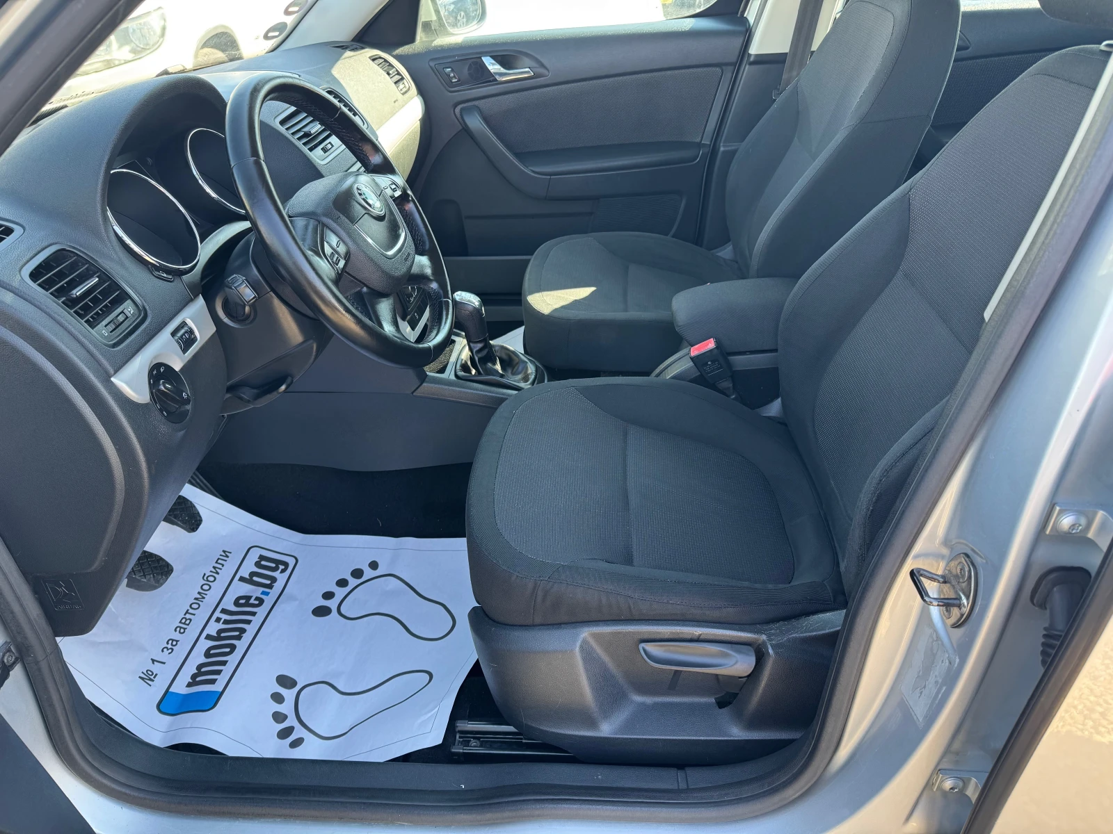 Skoda Yeti 2.0tdi 4x4 140kc., снимка 10 - Автомобили и джипове - 53743908