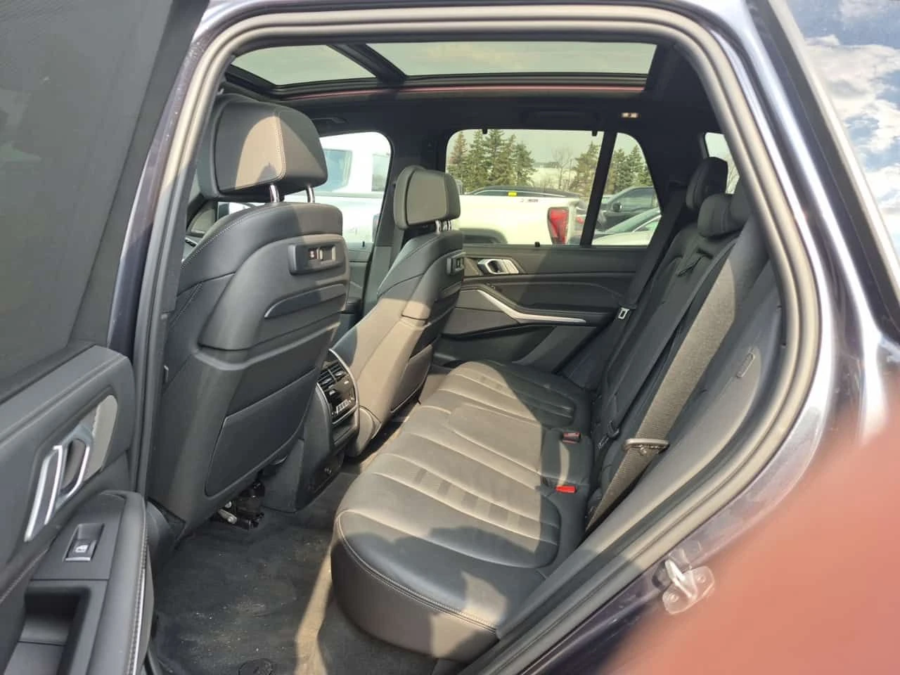 BMW X5 М Пакет/XDRIVE40I/Лазери/Дистроник/2 Ключа/Масажи, снимка 11 - Автомобили и джипове - 54152510